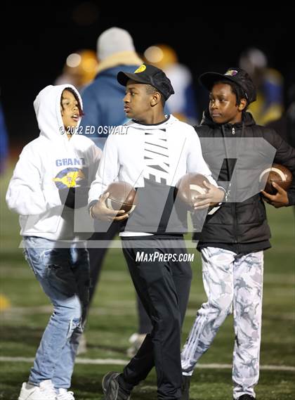 Thumbnail 3 in Grant @ El Cerrito (CIF Division III-AA NorCal Championship) photogallery.