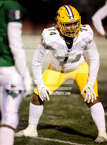 Thumbnail 2 in Grant @ El Cerrito (CIF Division III-AA NorCal Championship) photogallery.