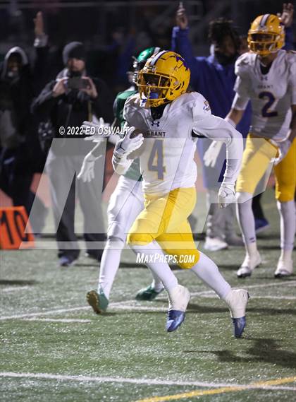 Thumbnail 3 in Grant @ El Cerrito (CIF Division III-AA NorCal Championship) photogallery.