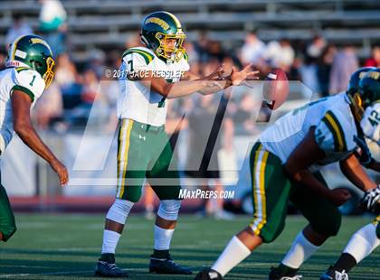 Thumbnail 1 in Canyon @ Moorpark photogallery.