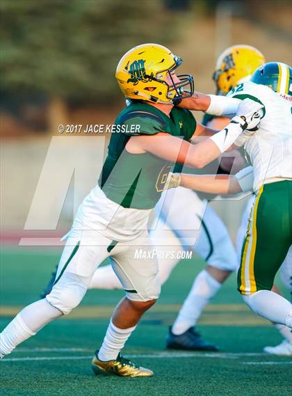 Thumbnail 3 in Canyon @ Moorpark photogallery.