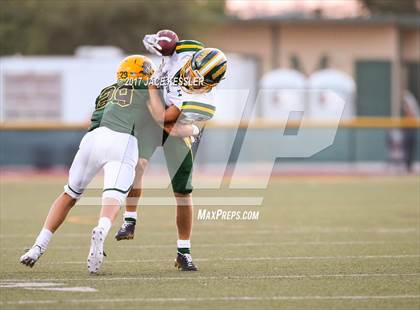Thumbnail 1 in Canyon @ Moorpark photogallery.