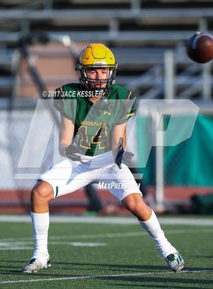 Thumbnail 2 in Canyon @ Moorpark photogallery.