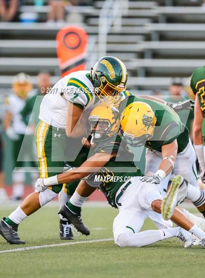 Thumbnail 3 in Canyon @ Moorpark photogallery.