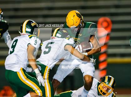 Thumbnail 2 in Canyon @ Moorpark photogallery.