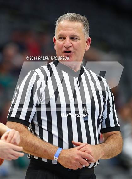 Thumbnail 3 in Rio Americano vs. Elk Grove (@ Golden 1) photogallery.