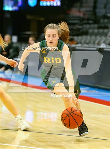 Thumbnail 1 in Rio Americano vs. Elk Grove (@ Golden 1) photogallery.