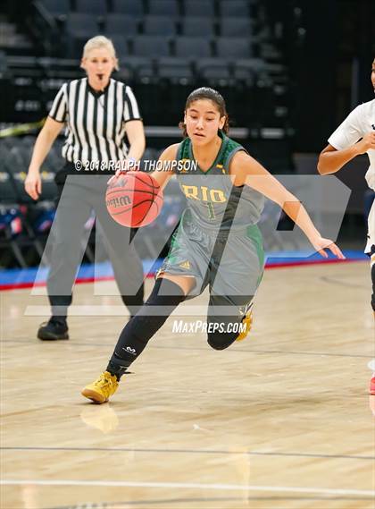 Thumbnail 1 in Rio Americano vs. Elk Grove (@ Golden 1) photogallery.