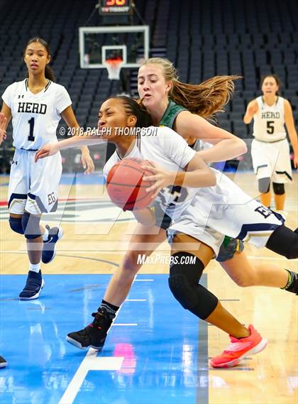 Thumbnail 2 in Rio Americano vs. Elk Grove (@ Golden 1) photogallery.