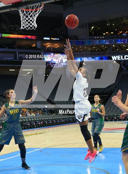 Thumbnail 1 in Rio Americano vs. Elk Grove (@ Golden 1) photogallery.
