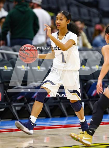 Thumbnail 2 in Rio Americano vs. Elk Grove (@ Golden 1) photogallery.