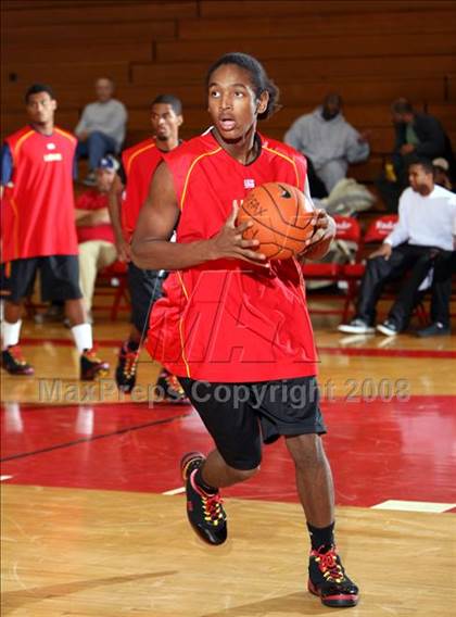 Thumbnail 1 in Fairfax vs. Cathedral (Pacific Shores Tournament) photogallery.