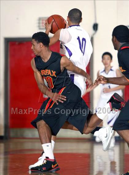 Thumbnail 2 in Fairfax vs. Cathedral (Pacific Shores Tournament) photogallery.