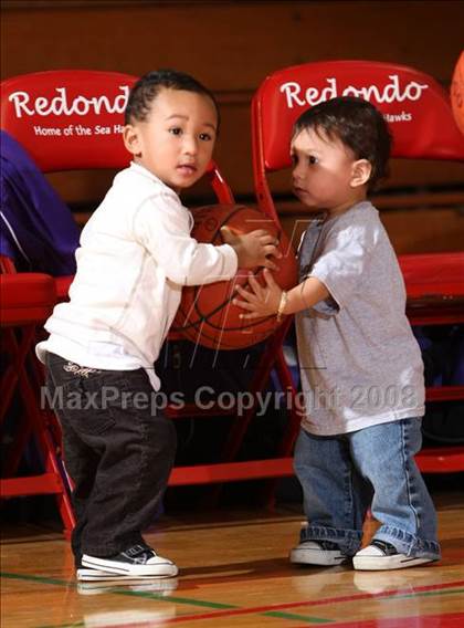 Thumbnail 2 in Fairfax vs. Cathedral (Pacific Shores Tournament) photogallery.