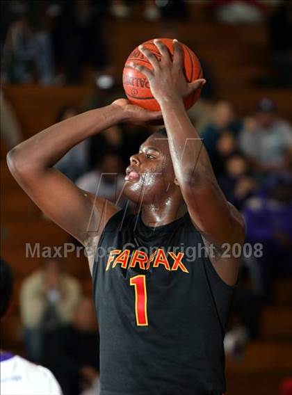 Thumbnail 1 in Fairfax vs. Cathedral (Pacific Shores Tournament) photogallery.