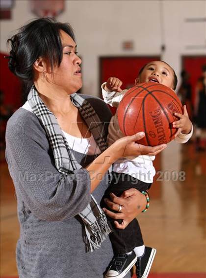 Thumbnail 3 in Fairfax vs. Cathedral (Pacific Shores Tournament) photogallery.