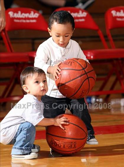 Thumbnail 1 in Fairfax vs. Cathedral (Pacific Shores Tournament) photogallery.