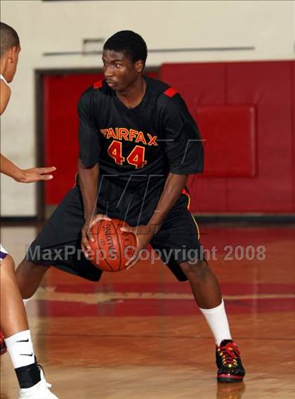 Thumbnail 3 in Fairfax vs. Cathedral (Pacific Shores Tournament) photogallery.