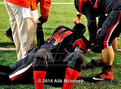 Thumbnail 3 in New Bern vs. Charlotte Catholic (NCHSAA Class 4A Final) photogallery.