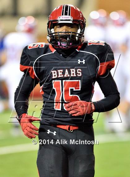 Thumbnail 3 in New Bern vs. Charlotte Catholic (NCHSAA Class 4A Final) photogallery.