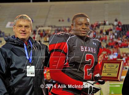 Thumbnail 2 in New Bern vs. Charlotte Catholic (NCHSAA Class 4A Final) photogallery.