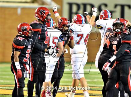 Thumbnail 1 in New Bern vs. Charlotte Catholic (NCHSAA Class 4A Final) photogallery.