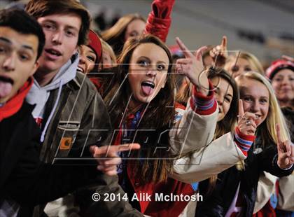 Thumbnail 1 in New Bern vs. Charlotte Catholic (NCHSAA Class 4A Final) photogallery.