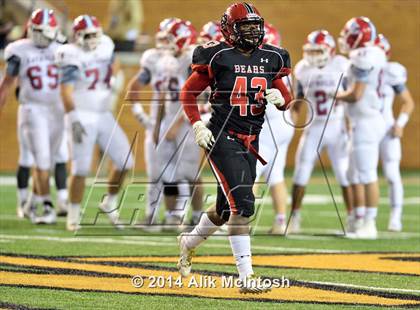 Thumbnail 2 in New Bern vs. Charlotte Catholic (NCHSAA Class 4A Final) photogallery.