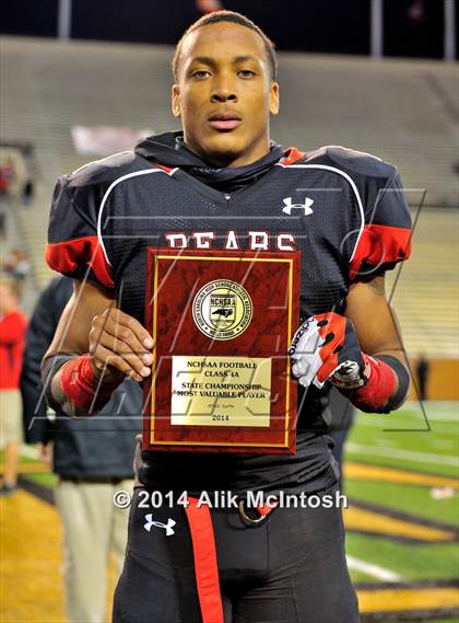 Thumbnail 3 in New Bern vs. Charlotte Catholic (NCHSAA Class 4A Final) photogallery.