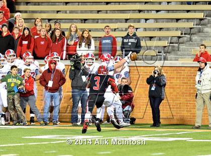 Thumbnail 3 in New Bern vs. Charlotte Catholic (NCHSAA Class 4A Final) photogallery.
