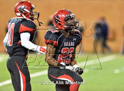 Thumbnail 2 in New Bern vs. Charlotte Catholic (NCHSAA Class 4A Final) photogallery.