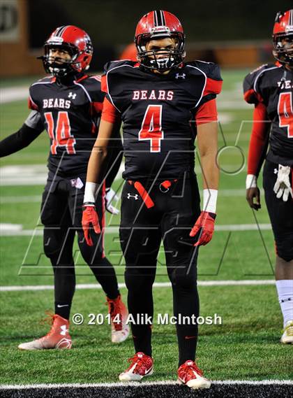 Thumbnail 1 in New Bern vs. Charlotte Catholic (NCHSAA Class 4A Final) photogallery.