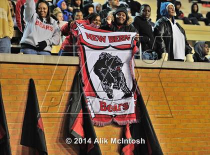 Thumbnail 3 in New Bern vs. Charlotte Catholic (NCHSAA Class 4A Final) photogallery.