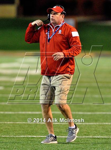 Thumbnail 3 in New Bern vs. Charlotte Catholic (NCHSAA Class 4A Final) photogallery.