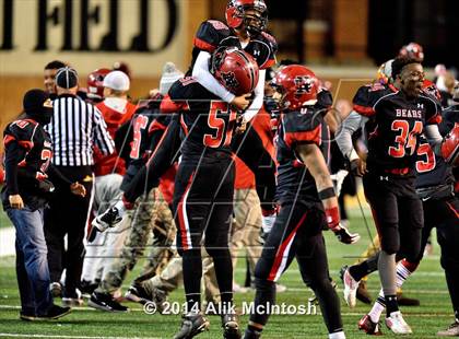 Thumbnail 2 in New Bern vs. Charlotte Catholic (NCHSAA Class 4A Final) photogallery.