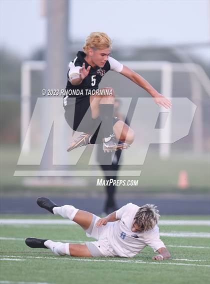 Thumbnail 2 in Paetow vs. George Ranch (UIL 6A Region 3 & 4 Bi-District) photogallery.