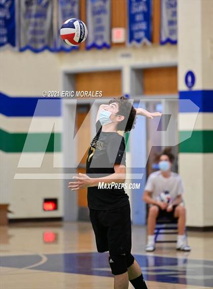 Thumbnail 2 in Olympian @ Eastlake photogallery.