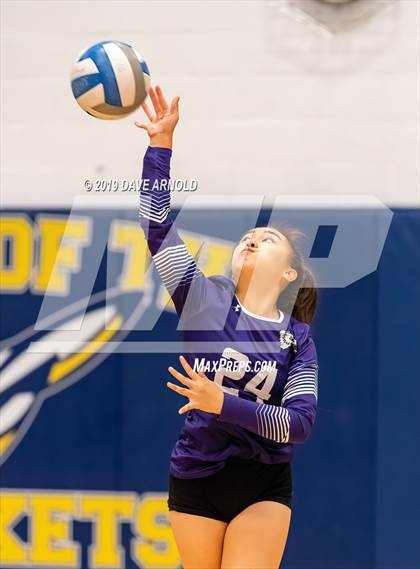 Thumbnail 1 in Boston Latin @ Needham photogallery.