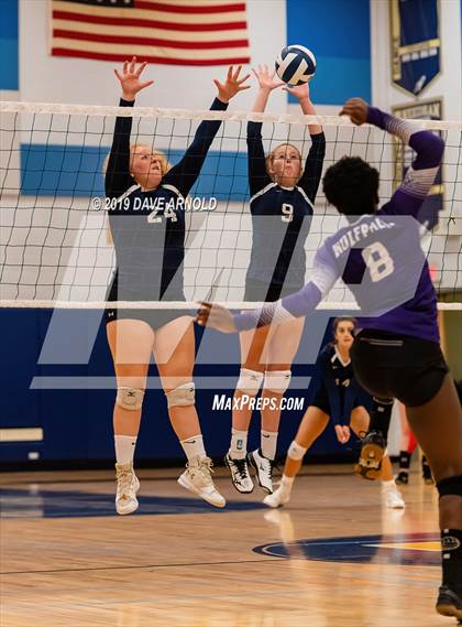 Thumbnail 1 in Boston Latin @ Needham photogallery.