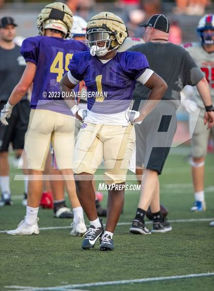 Thumbnail 3 in Christian Brothers vs Bartlett (Scrimmage) photogallery.