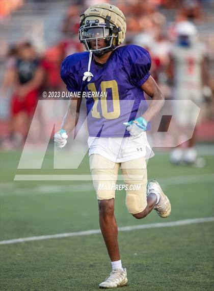 Thumbnail 3 in Christian Brothers vs Bartlett (Scrimmage) photogallery.