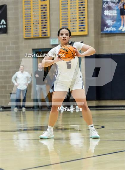 Thumbnail 3 in Golden vs Dakota Ridge (Jeffco 4A/5A Mini Tournament photogallery.