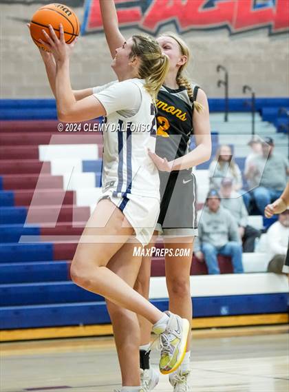 Thumbnail 2 in Golden vs Dakota Ridge (Jeffco 4A/5A Mini Tournament photogallery.