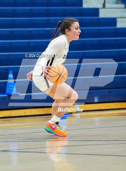 Thumbnail 2 in Golden vs Dakota Ridge (Jeffco 4A/5A Mini Tournament photogallery.