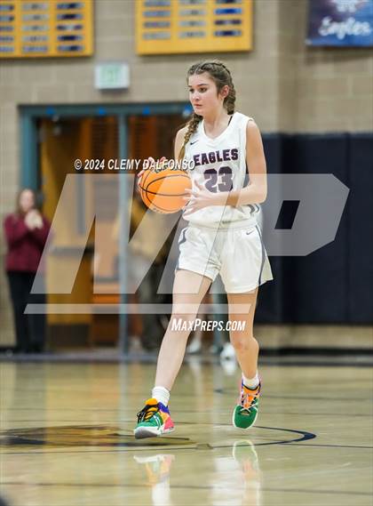 Thumbnail 1 in Golden vs Dakota Ridge (Jeffco 4A/5A Mini Tournament photogallery.