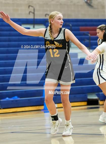 Thumbnail 2 in Golden vs Dakota Ridge (Jeffco 4A/5A Mini Tournament photogallery.