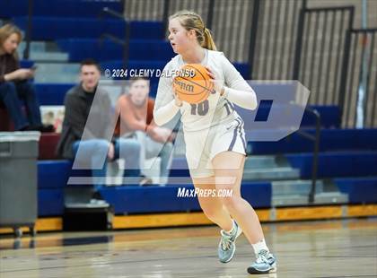 Thumbnail 3 in Golden vs Dakota Ridge (Jeffco 4A/5A Mini Tournament photogallery.