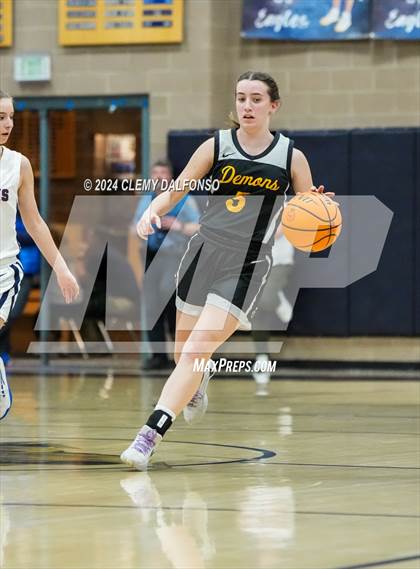 Thumbnail 2 in Golden vs Dakota Ridge (Jeffco 4A/5A Mini Tournament photogallery.