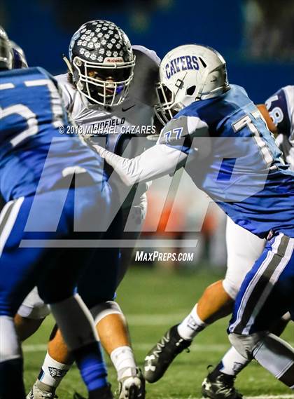 Thumbnail 3 in Linfield Christian @ San Diego (CIF SS D5 Regional Playoff) photogallery.