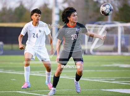 Thumbnail 1 in Grand Oaks vs College Park photogallery.